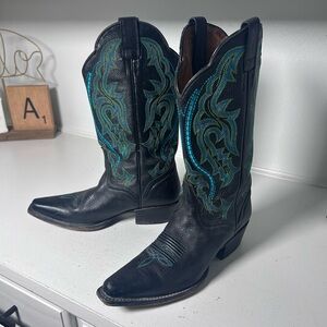 Vintage J.B. Dillon Cowboy Boots Women’s 7B Black Teal Embroidered Leather